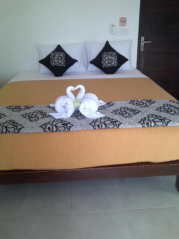 Kubu Sunset Guest House Nusa Lembongan  Exterior photo
