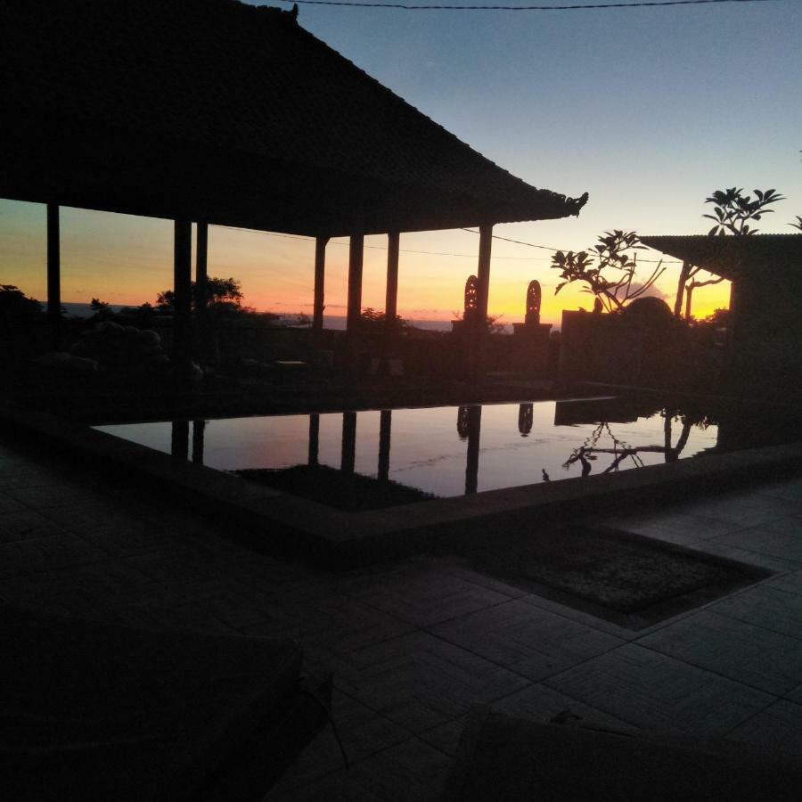 Kubu Sunset Guest House Nusa Lembongan  Exterior photo